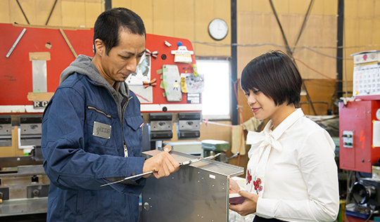 インターンシップの働く様子